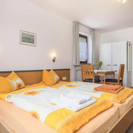 Bett Und Fruehstueck Bei Gertrud Hergensweiler