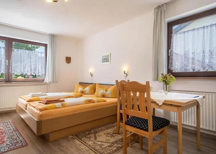 Apartamento Bett Und Fruehstueck Bei Gertrud Hergensweiler